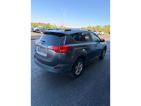 Used 2014 Toyota RAV4 XLE image 4