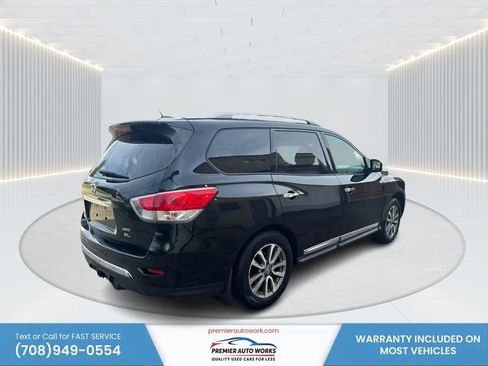 Used 2013 Nissan Pathfinder SL w/ SL Premium Pkg AWD/4WD image 4