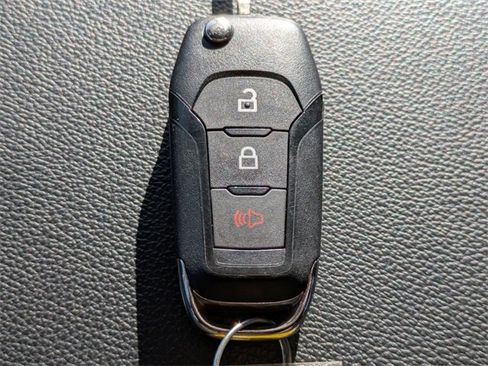 Certified 2022 Ford F150 XLT w/ Equipment Group 301A Mid image 38