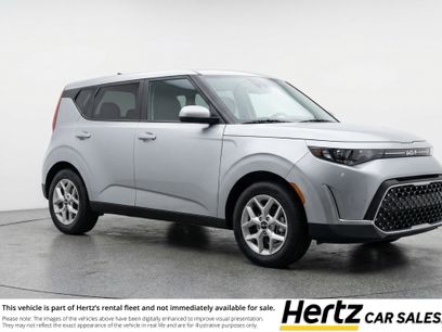 Used 2025 Kia Soul LX w/ LX Technology Package