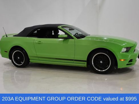 Used 2013 Ford Mustang Premium image 3