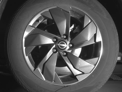 Used 2025 Nissan Rogue SV AWD/4WD image 14