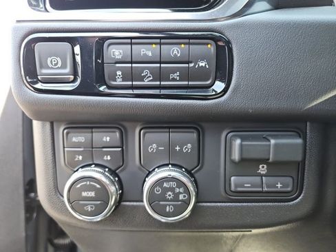 New 2026 GMC Yukon Denali image 13