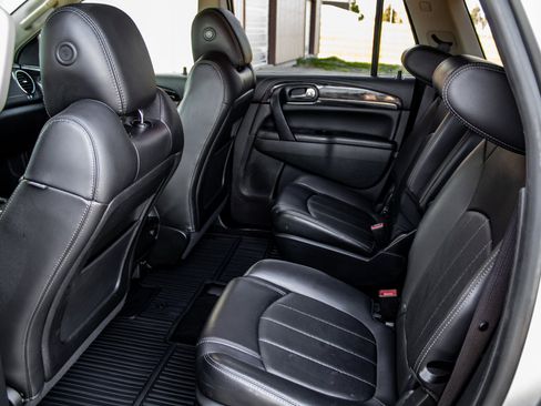 Used 2015 Buick Enclave Leather AWD/4WD image 23