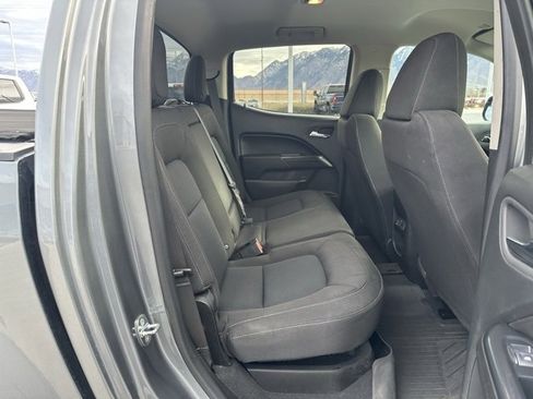 Certified 2022 Chevrolet Colorado LT image 18