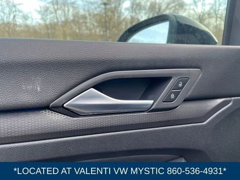 Certified 2024 Volkswagen GTI Autobahn FWD image 31