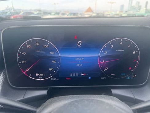 Certified 2026 Mercedes-Benz GLC 300 image 7