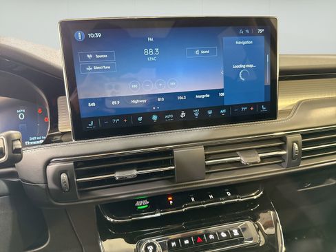 New 2026 Lincoln Corsair Premiere AWD/4WD image 17