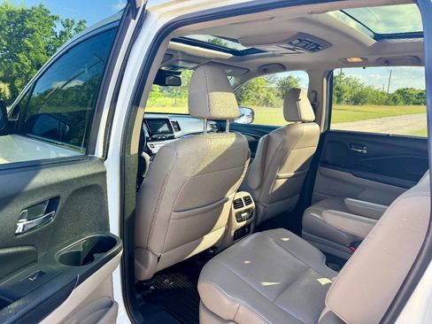 Used 2016 Honda Pilot Elite image 13