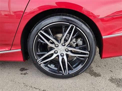 Used 2022 Honda Accord Touring image 31