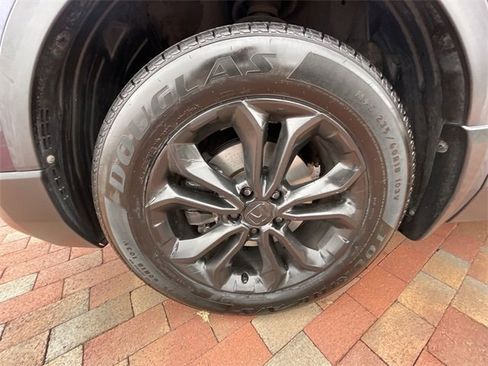 Used 2020 Honda CR-V EX-L image 10