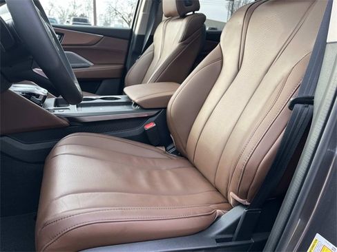 Used 2026 Acura MDX w/ Technology Package image 36