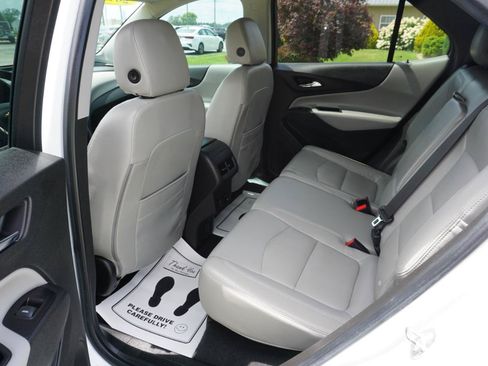 Used 2018 Chevrolet Equinox LT FWD image 8
