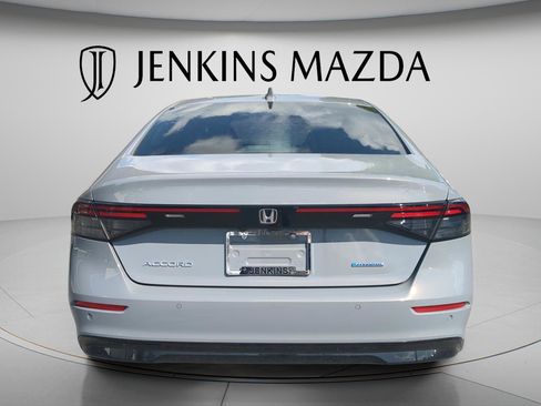 Used 2024 Honda Accord EX-L image 5