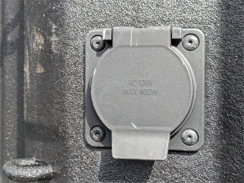 Used 2024 GMC Sierra 1500 Elevation w/ Preferred Package image 13