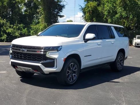 Used 2021 Chevrolet Suburban Z71 AWD/4WD image 3