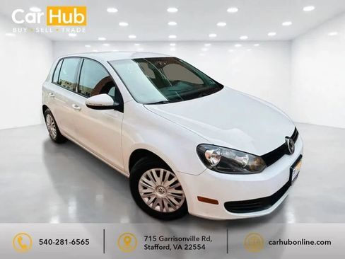 Used 2013 Volkswagen Golf 4-Door FWD image 1