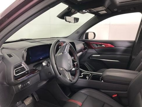 Used 2024 Chevrolet Traverse RS w/ LPO, Floor Liner Package image 23