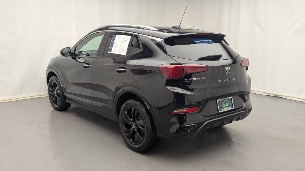 Certified 2024 Buick Encore GX Sport Touring w/ Comfort Package AWD/4WD image 7