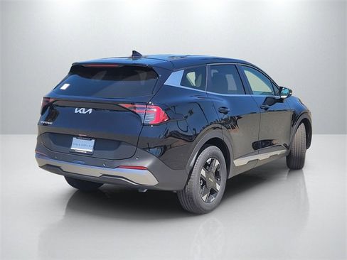 New 2026 Kia Sportage LX w/ LX Convenience Package image 4