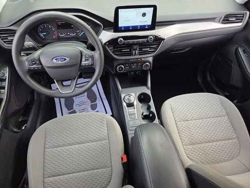 Used 2021 Ford Escape SE w/ SE Sport Appearance Package image 10