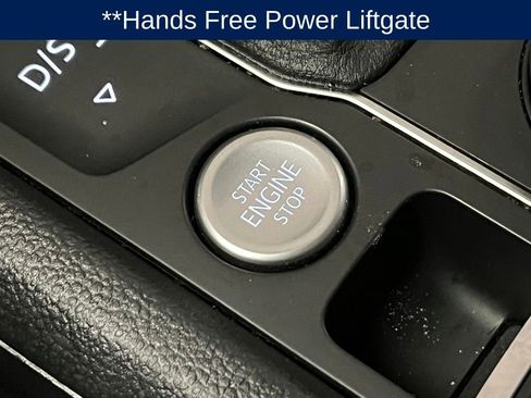 Certified 2023 Volkswagen Atlas SEL Premium image 16