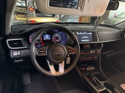 Used 2020 Kia Optima LX FWD image 6