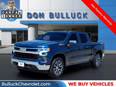 Used 2022 Chevrolet Silverado 1500 LT AWD/4WD image 1