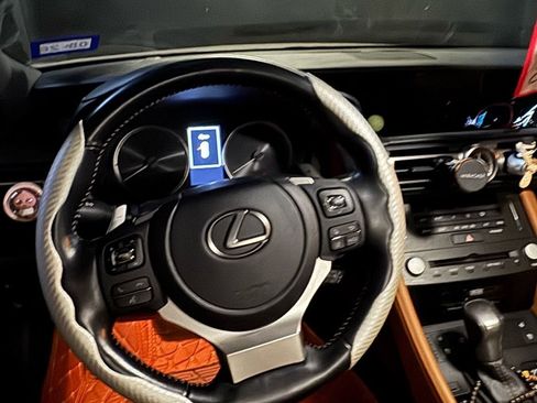 Used 2021 Lexus RC 350 image 3