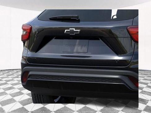 New 2026 Chevrolet Trax LT w/ Driver Confidence Package FWD image 21