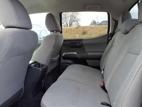 Used 2019 Toyota Tacoma SR5 image 20
