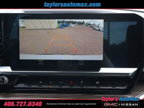 Used 2023 Chevrolet Silverado 1500 LT AWD/4WD image 16