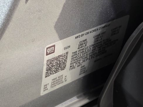 New 2026 Chevrolet Trax RS w/ Sunroof Package image 34