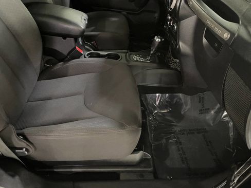 Used 2013 Jeep Wrangler Sport w/ Connectivity Group image 21