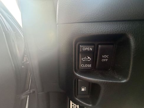 Used 2007 Nissan 350Z Grand Touring RWD image 17