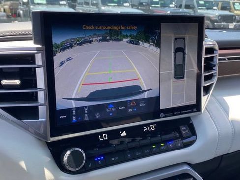 Used 2024 Toyota Tundra Capstone AWD/4WD image 16
