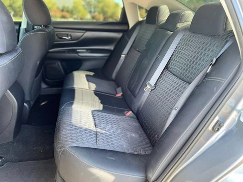 Used 2016 Nissan Altima 2.5 S w/ Power Driver Seat Package FWD image 12