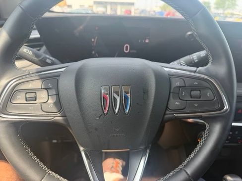 Used 2024 Buick Encore GX Preferred w/ Comfort Package AWD/4WD image 17