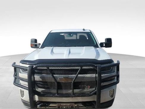 Used 2018 Chevrolet Silverado 1500 LT w/ All Star Edition AWD/4WD image 1