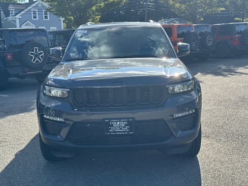 New 2025 Jeep Grand Cherokee Limited w/ Black Appearance Package image 39