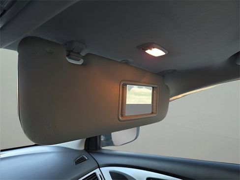 Used 2013 Hyundai Elantra Limited w/ Technology Pkg image 25