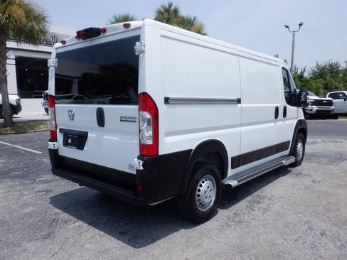 Used 2025 RAM ProMaster 2500 w/ U-Haul Equipment Group FWD image 7