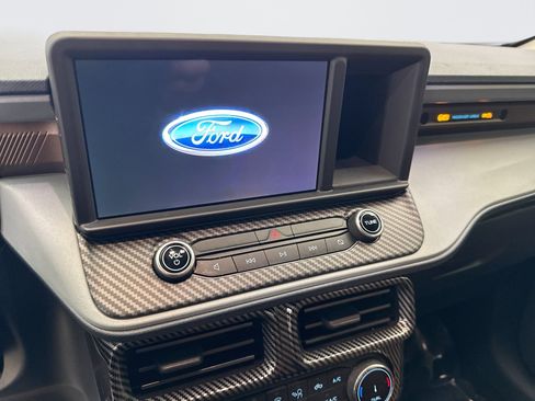 Used 2022 Ford Maverick Lariat FWD image 14