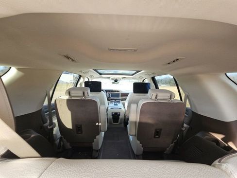 Used 2021 GMC Yukon Denali w/ Denali Ultimate Package image 6