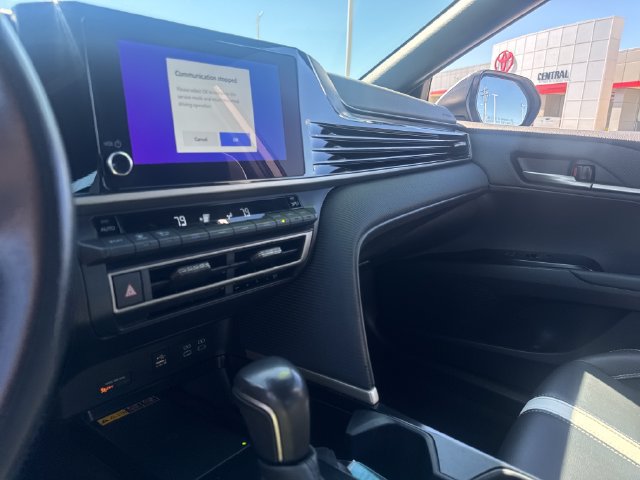 Used 2025 Toyota Camry SE FWD image 20