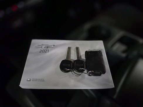 Used 2021 GMC Sierra 2500 4x4 Crew Cab w/ Convenience Package image 36