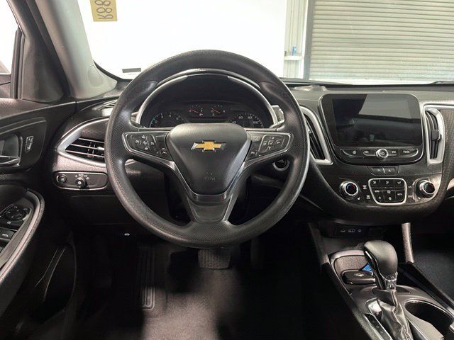 Used 2023 Chevrolet Malibu LT FWD image 22