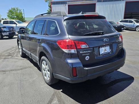 Used 2012 Subaru Outback 2.5i Limited w/ Moonroof Pkg AWD/4WD image 6