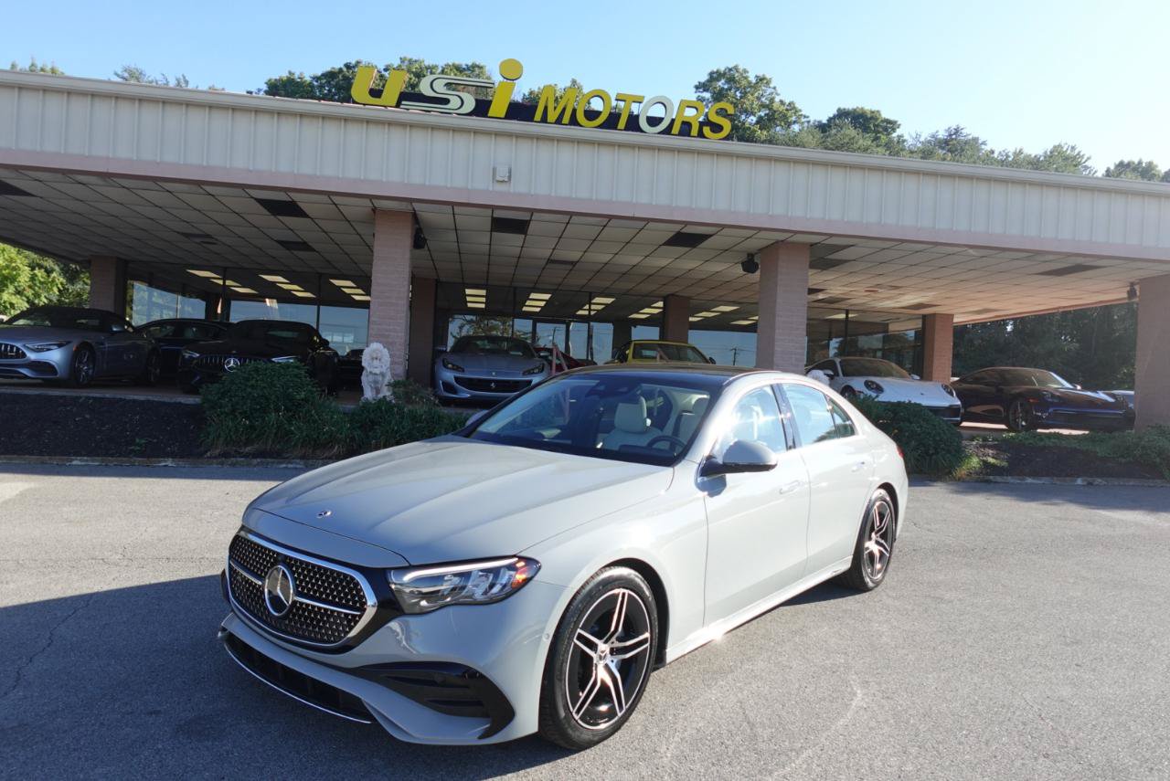 Used 2024 Mercedes-Benz E 350 4MATIC Sedan image 5
