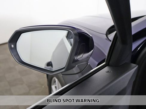 Used 2023 Audi Q3 2.0T Premium w/ Convenience Package image 4